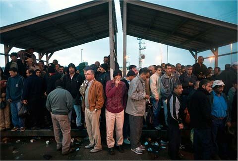 Palestinian workers - Eyal checkpoint Palestinian workers waiting at Eyal checkpoint - Nov 2009