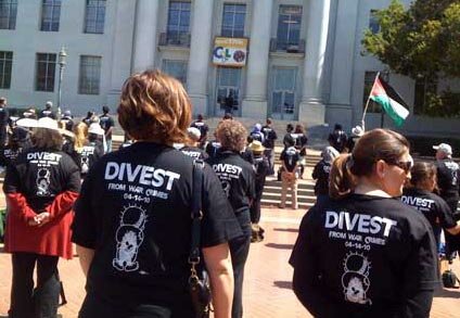 Berkeley Divestment: silent protest - 14 April 2010