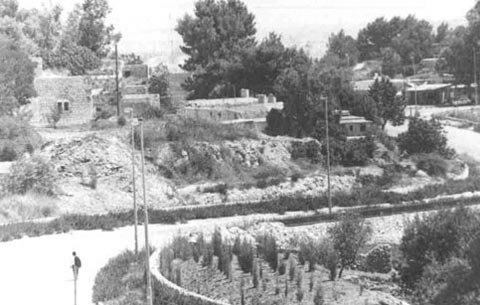 Deir Yassin (photo: All That Remains, Walid Khalidi, 1986)