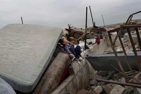 House demolition: Beit-Hanina, East Jerusalem - 5 February 2013